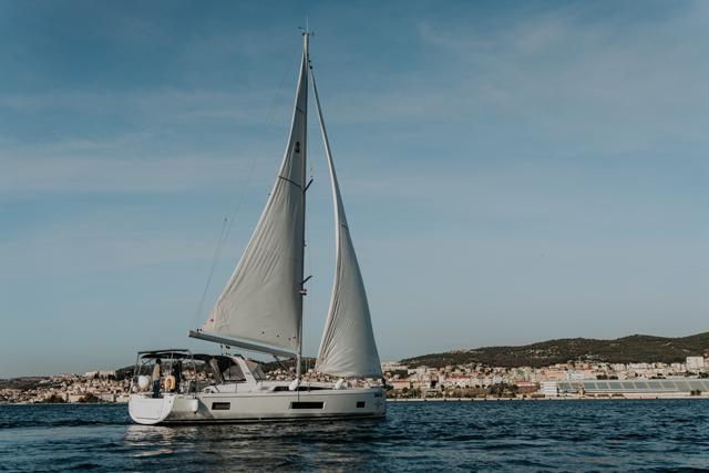Book yachts online - sailboat - Oceanis 46.1 - ZIA - rent