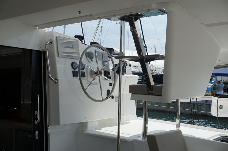 Book yachts online - catamaran - Lucia 40 - Sigast - rent