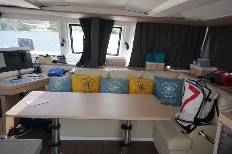 Book yachts online - catamaran - Lucia 40 - Sigast - rent