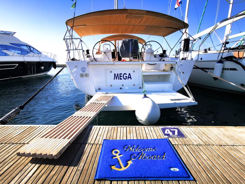 Book yachts online - sailboat - Dufour 460 - Mega  - rent
