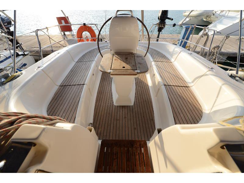 Book yachts online - sailboat - Bavaria 39 Cruiser - Fortuna - rent