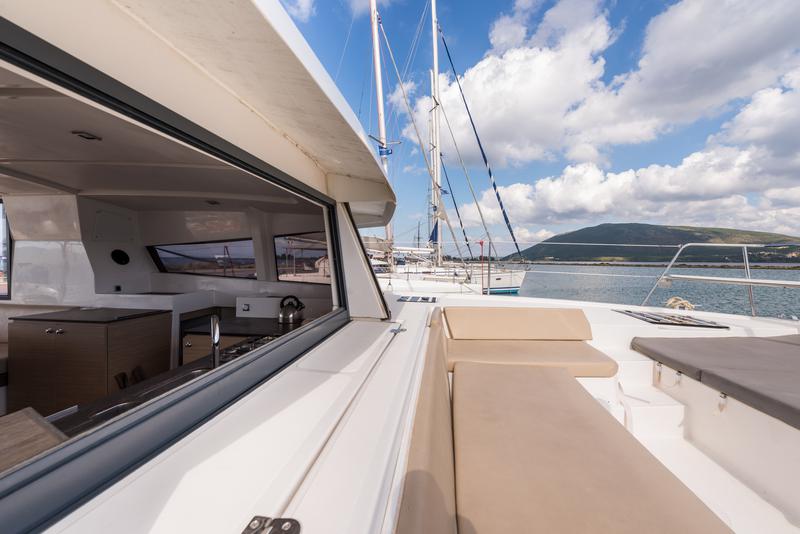 Book yachts online - catamaran - Bali 4.0 - Vallejo - rent