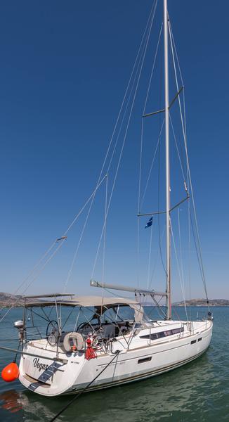 Book yachts online - sailboat - Jeanneau Sun Odyssey 469 - Vega - rent