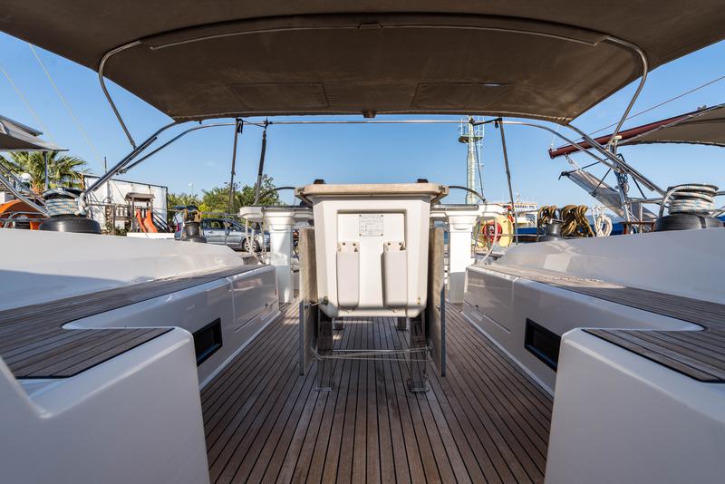 Book yachts online - sailboat - Bavaria Cruiser 56 - Breathless - rent