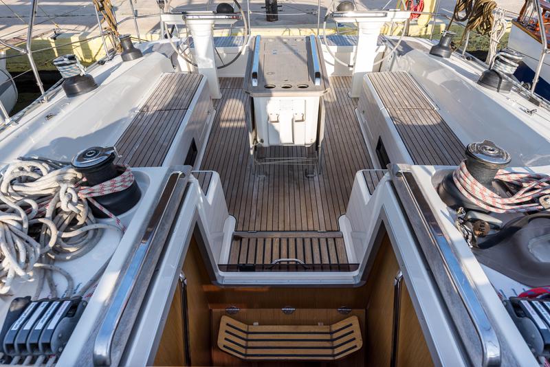 Book yachts online - sailboat - Bavaria Cruiser 56 - Breathless - rent