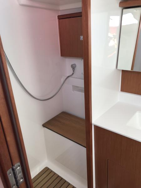 Book yachts online - sailboat - Bavaria C45 Style - Amaryllis - rent