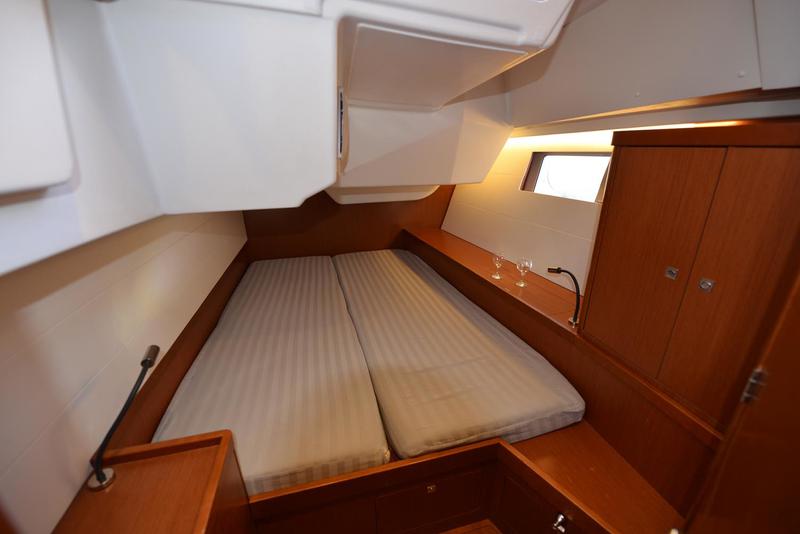 Book yachts online - sailboat - Oceanis 48 - Pherousa - rent
