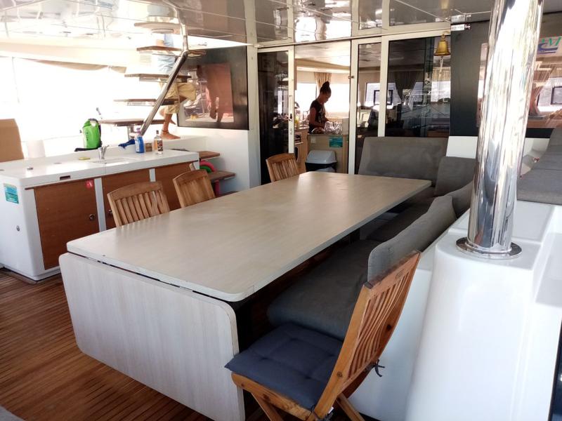 Book yachts online - catamaran - Lagoon 620 - incl. crew &amp; full board - Marlena - rent
