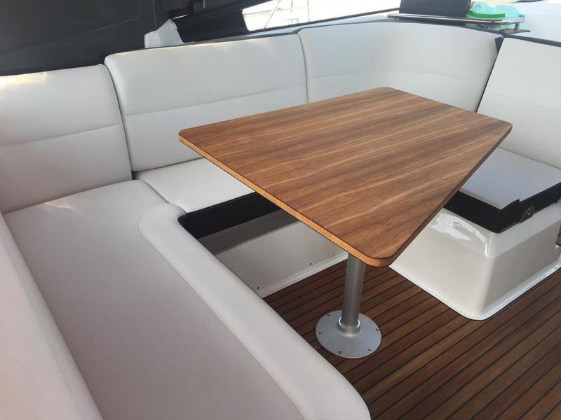 Book yachts online - motorboat - Bavaria S32 Open - MONICO - rent