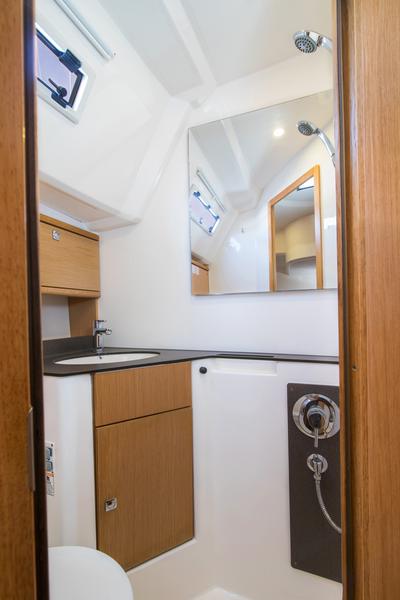 Book yachts online - sailboat - Bavaria Cruiser 46 - Simbl - rent