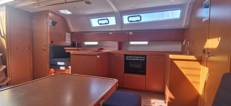 Book yachts online - sailboat - Bavaria Cruiser 51 - Dalian - rent