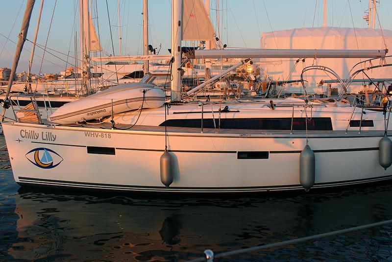 Book yachts online - sailboat - Bavaria Cruiser 37 6 - Chilly Lilly - rent