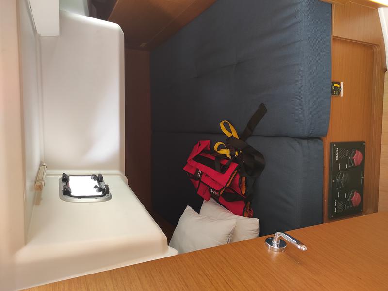 Book yachts online - sailboat - Sun Odyssey 440 - Alboran Caipiroska (Majorca) - rent