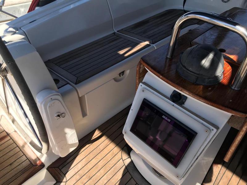 Book yachts online - sailboat - Elan 434 Impression - Alboran XXVI Piñacolada (Majorca) - rent
