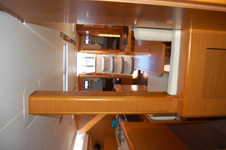 Book yachts online - sailboat - Sun Odyssey 519 - Alboran Champagne (Radazul) - rent