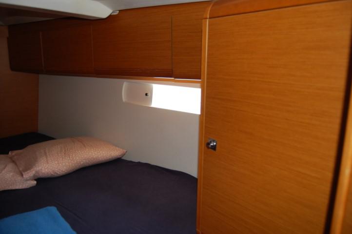 Book yachts online - sailboat - Sun Odyssey 519 - Alboran Champagne (Radazul) - rent