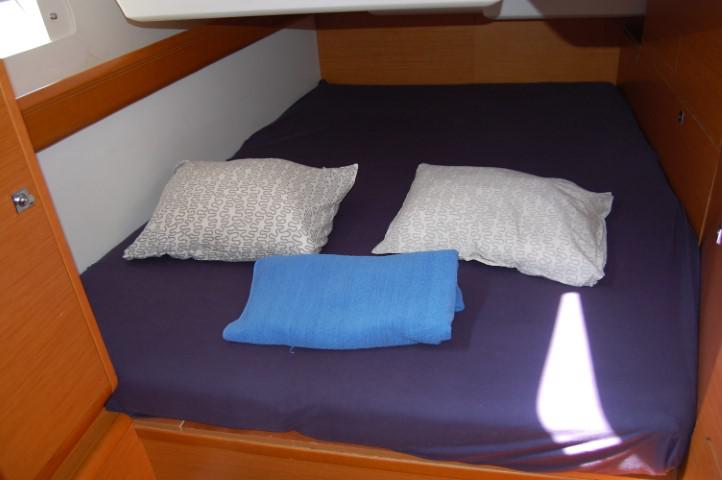 Book yachts online - sailboat - Sun Odyssey 519 - Alboran Champagne (Radazul) - rent
