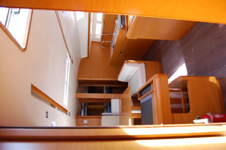 Book yachts online - sailboat - Sun Odyssey 519 - Alboran Champagne (Radazul) - rent