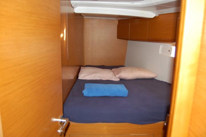 Book yachts online - sailboat - Sun Odyssey 519 - Alboran Champagne (Radazul) - rent