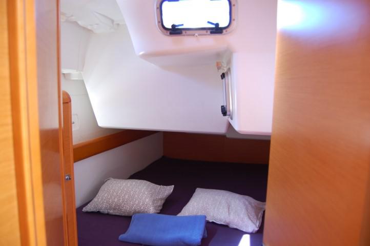 Book yachts online - sailboat - Sun Odyssey 519 - Alboran Champagne (Radazul) - rent