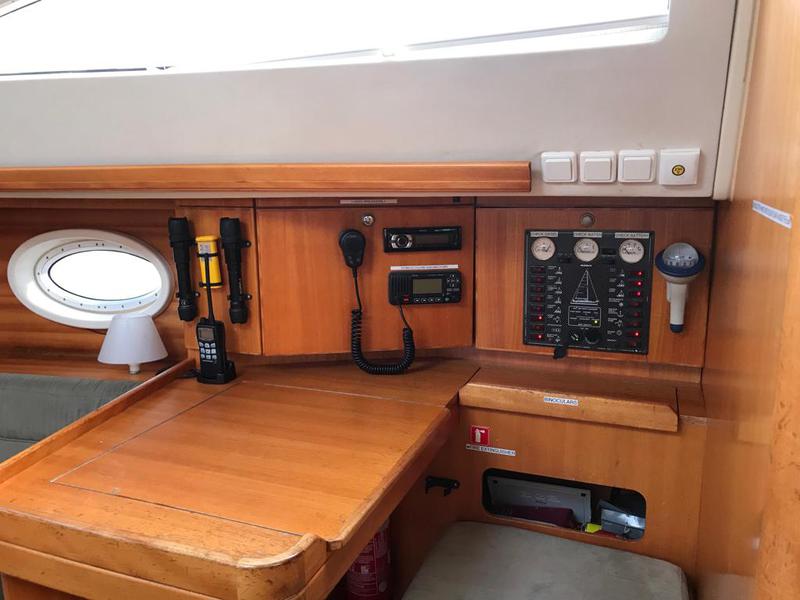 Book yachts online - sailboat - Elan 434 Impression 1 - Alboran XXIV Cocomaluco (Majorca) - rent