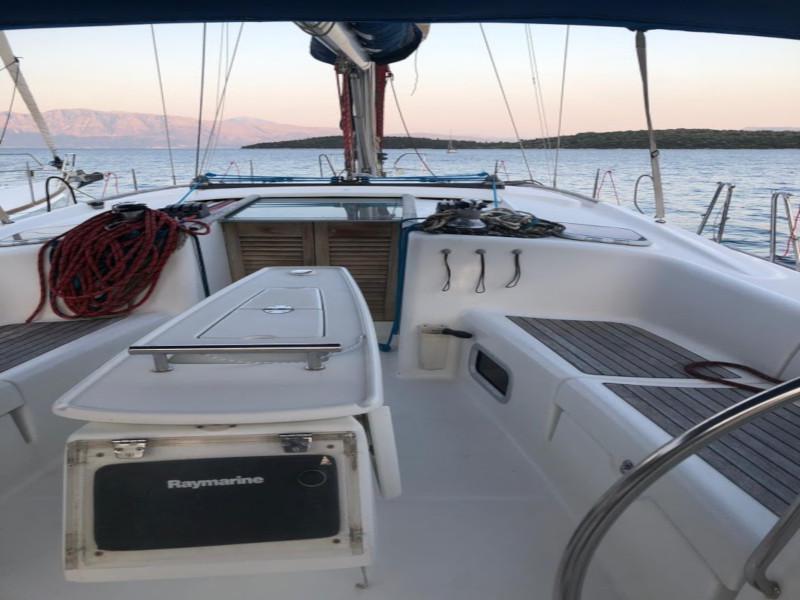 Book yachts online - sailboat - BENETEAU  Cyclades 43.4 2008/REFIT 2019 - SAPPHIRE - rent