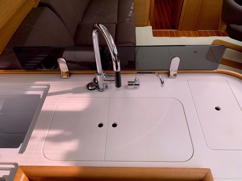 Book yachts online - sailboat - Jeanneau 57 - KURUKULLA OV AC+G+refit 2021+new sails 2022 - rent