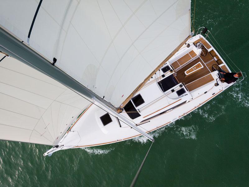 Book yachts online - sailboat - Dufour 350 Grand Large - RONJA 2017 - rent