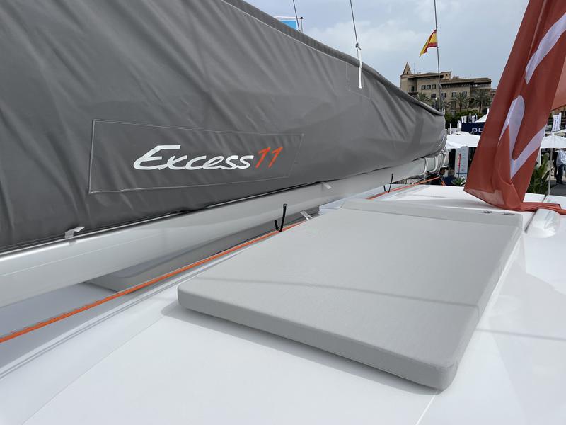 Book yachts online - catamaran - Excess 11 - Saona - rent