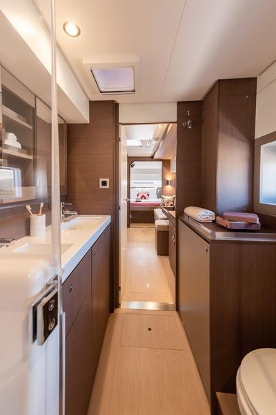 Book yachts online - catamaran - Bali 4.2 - Satisfaction - rent