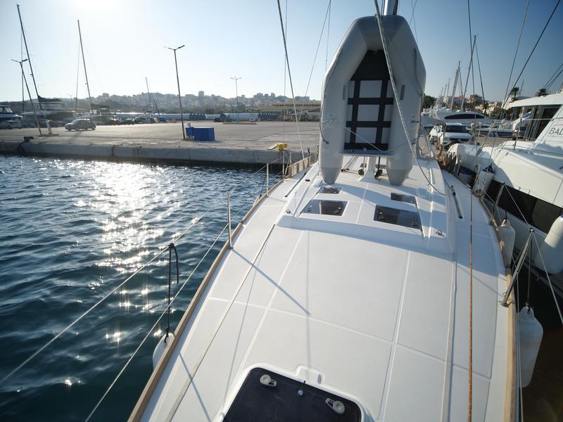 Book yachts online - sailboat - Oceanis 45 - Bella - rent