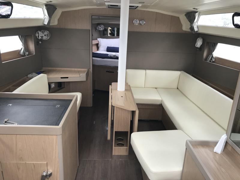 Book yachts online - sailboat - Oceanis 41.1 - Perseus - rent