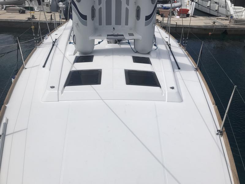 Book yachts online - sailboat - Oceanis 45 - Algeiba - rent