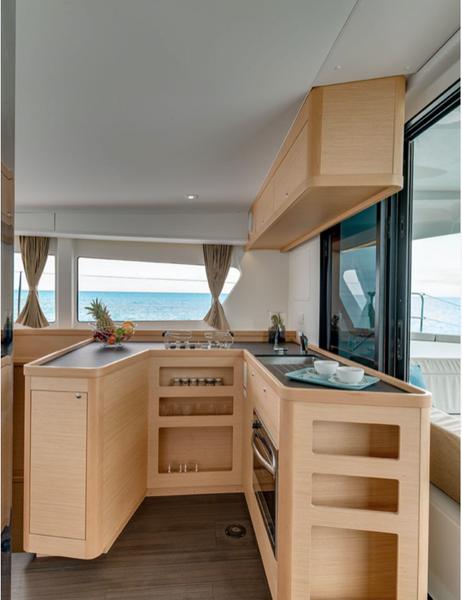 Book yachts online - catamaran - Lagoon 42 - Copernicus (A/C, WM, Generator, Inverter) - rent