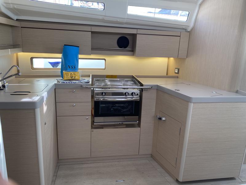 Book yachts online - sailboat - Oceanis 40.1 - Blue Eyes II - rent