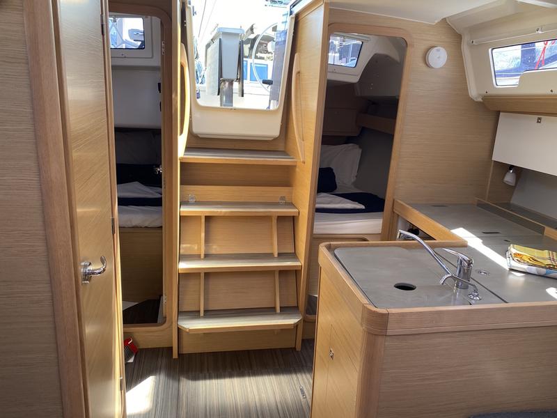 Book yachts online - sailboat - Dufour 360 Grand Large - Volpetta - rent