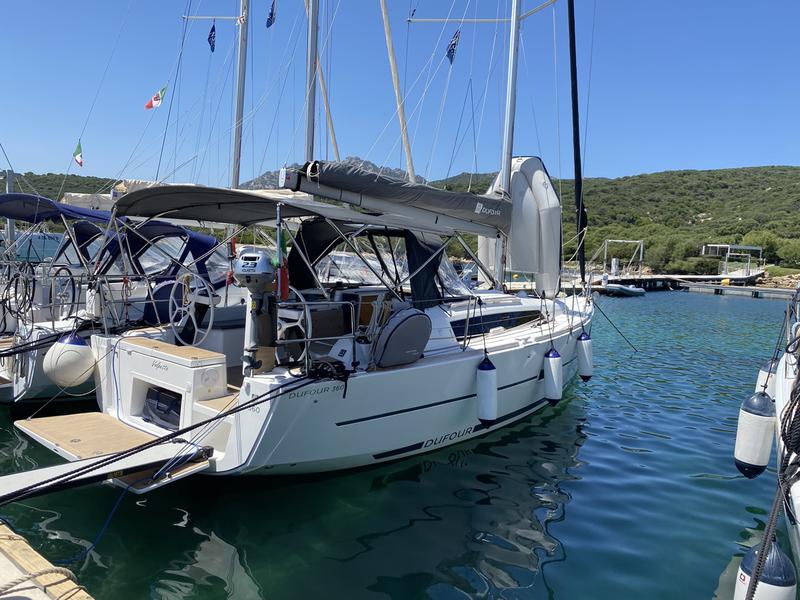 Book yachts online - sailboat - Dufour 360 Grand Large - Volpetta - rent