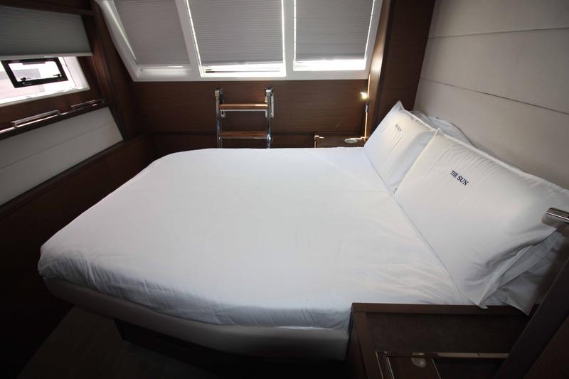 Book yachts online - catamaran - Lagoon 620 (10+3) - The Sun (MAR)  (5 cab + 3 crew) (AC, WM, Generator, Inverter, Tender Lift) - rent