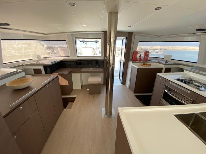 Book yachts online - catamaran - Bali 4.8 Terra - Terra - rent