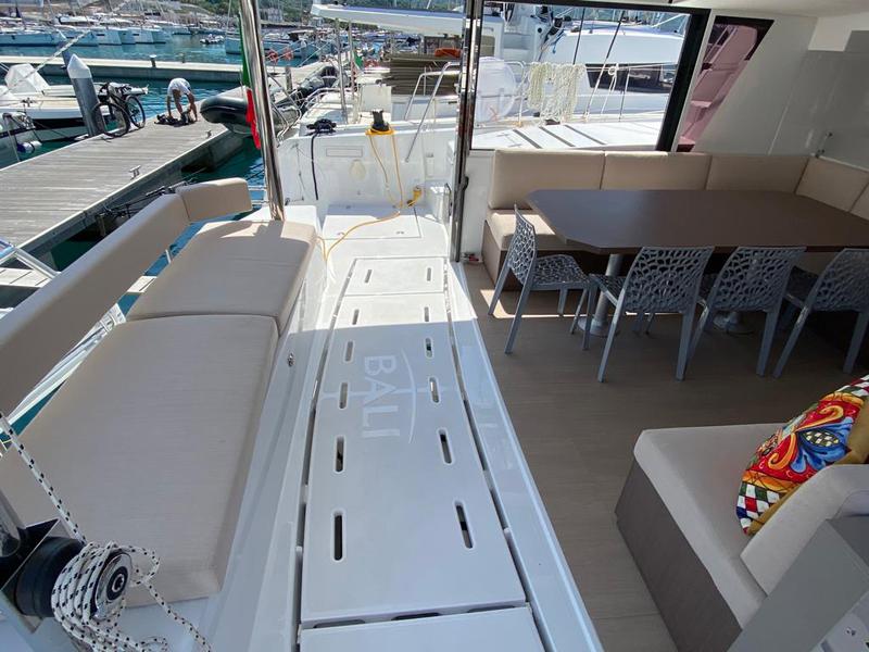 Book yachts online - catamaran - Bali 4.6 Nadir - NADIR - rent