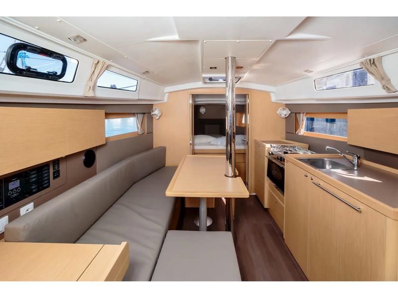 Book yachts online - sailboat - Oceanis 35.1 - Altamarea - rent