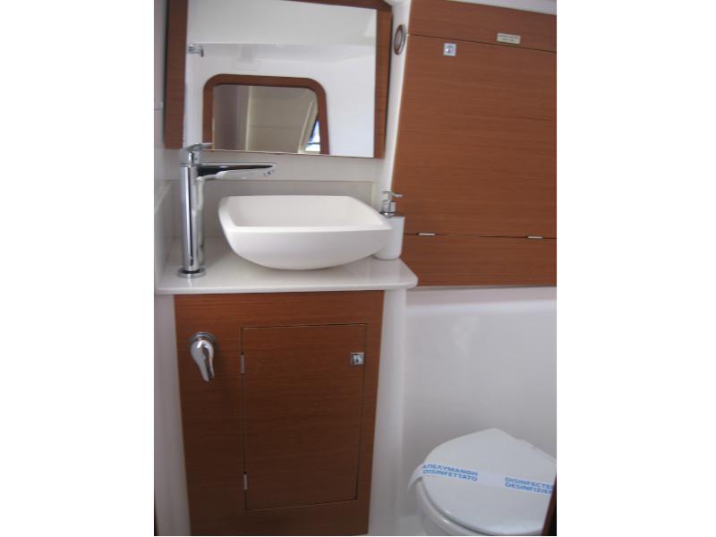 Book yachts online - sailboat - Dufour 382 GL - Delta - rent
