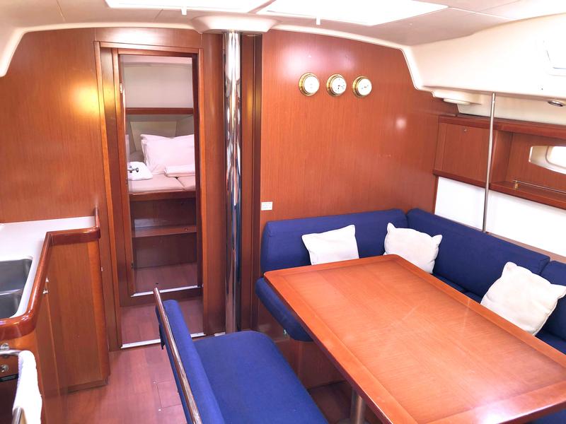 Book yachts online - sailboat - Oceanis 43 - Whisper - rent