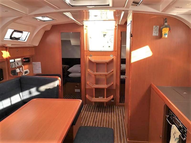 Book yachts online - sailboat - Bavaria Cruiser 41 - Dioni - rent