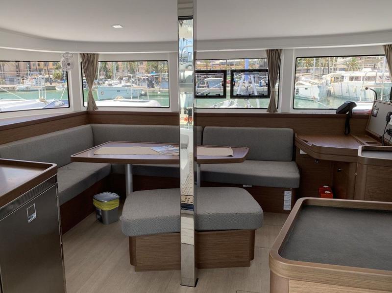 Book yachts online - catamaran - Lagoon 42 - Largonaute ( Friday to Friday ) - rent