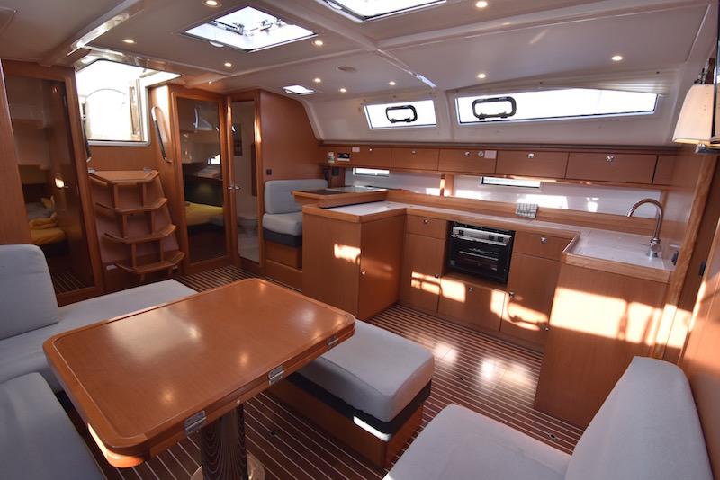 Book yachts online - sailboat - Bavaria Cruiser 51 - TRAMUNTANA - rent