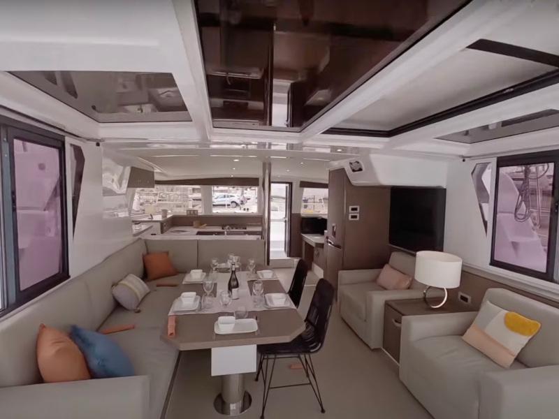 Book yachts online - catamaran - Bali 4.2 - Persona Grata - rent