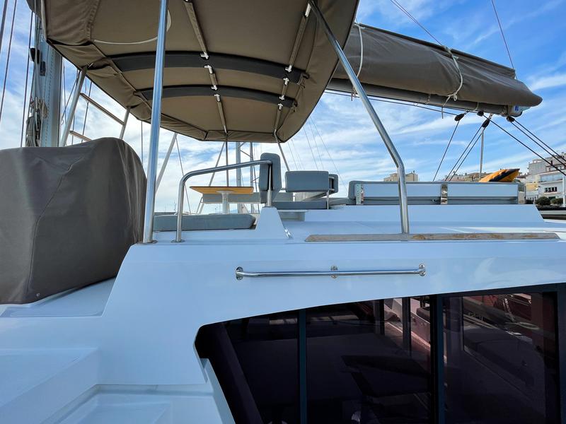 Book yachts online - catamaran - Bali 4.6 5 cabins - WILD BUNCH - rent