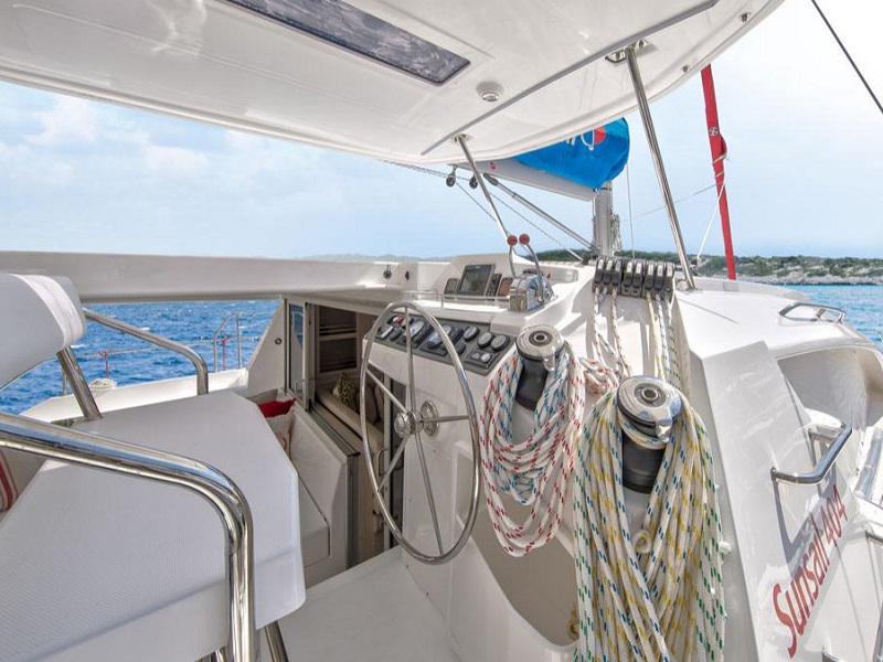 Book yachts online - catamaran - Sunsail 404 - Sunsail 404 (2017) - rent