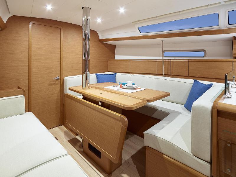 Book yachts online - sailboat - Sunsail 38 - Sunsail 38 (2018) - rent